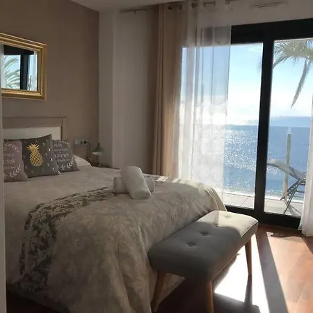 Lujoso Enfrente Del Mar Appartamento
