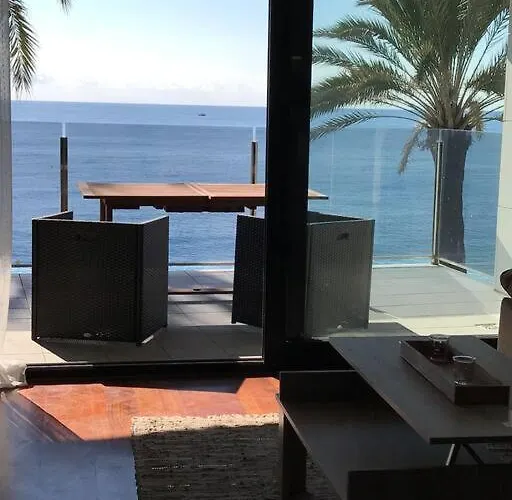 Lujoso Enfrente Del Mar Апартаменти
