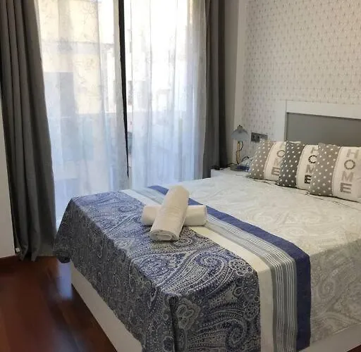 Lujoso Enfrente Del Mar