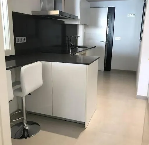 Lujoso Enfrente Del Mar