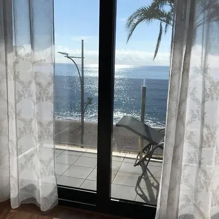 Lujoso Enfrente Del Mar Апартаменти